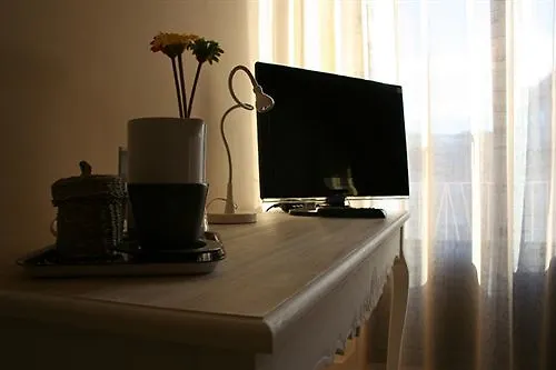 Etna Guest House Cibali Bed and Breakfast